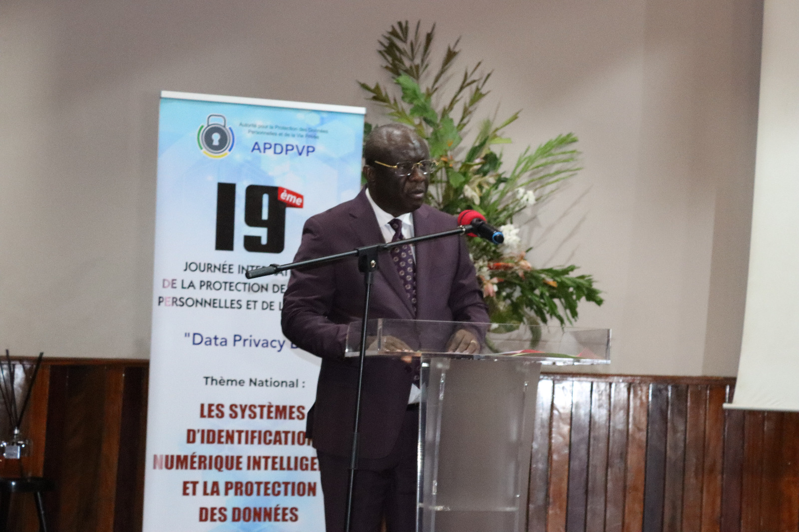 Le Président de l’APDPVP, Joël Dominique LEDAGA prononçant son discours.